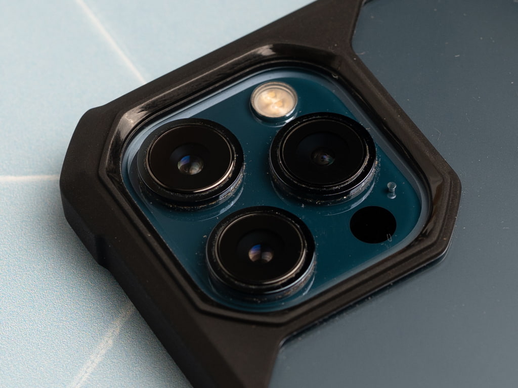 Vysoce odolný Acrylic obal na iPhone 12 Pro - Černý 2